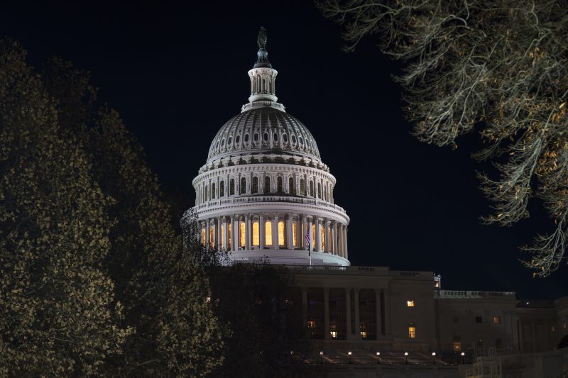 Congress scrambles to reach funding deal