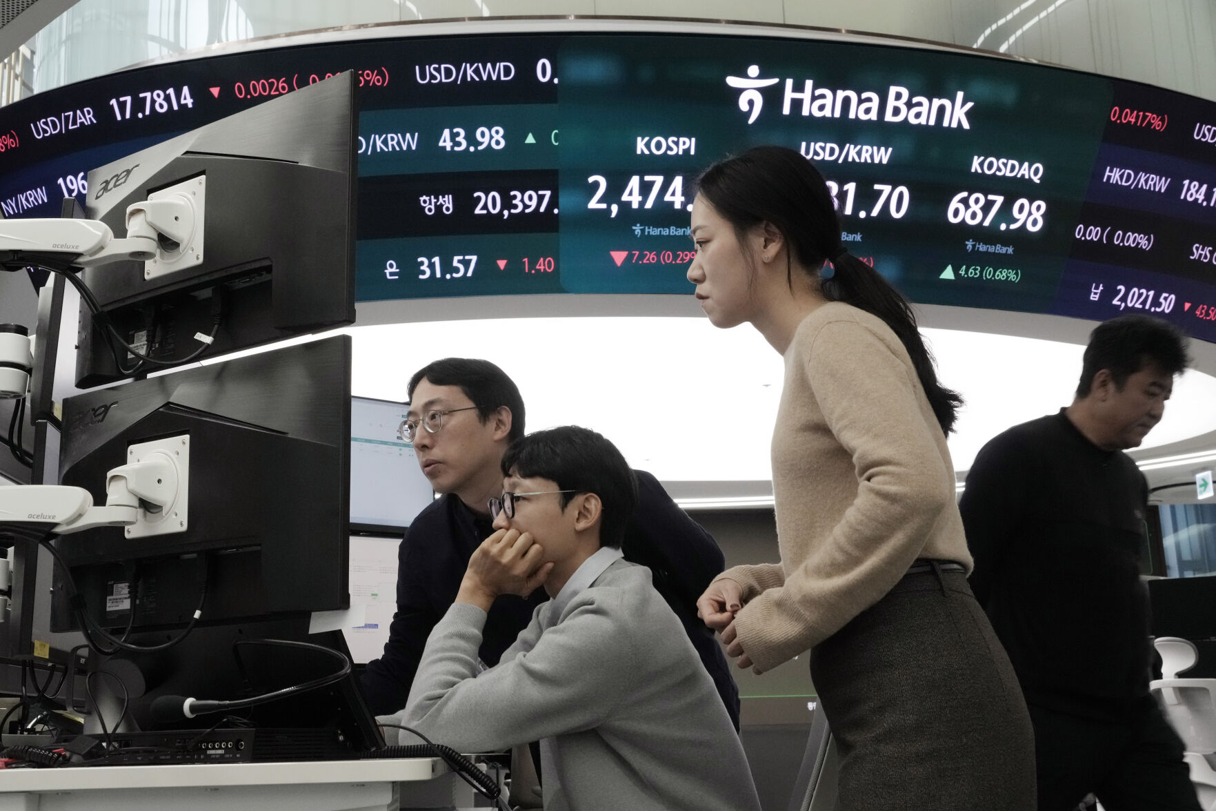 Stock market today: Wall Street opens 2025 with gains
