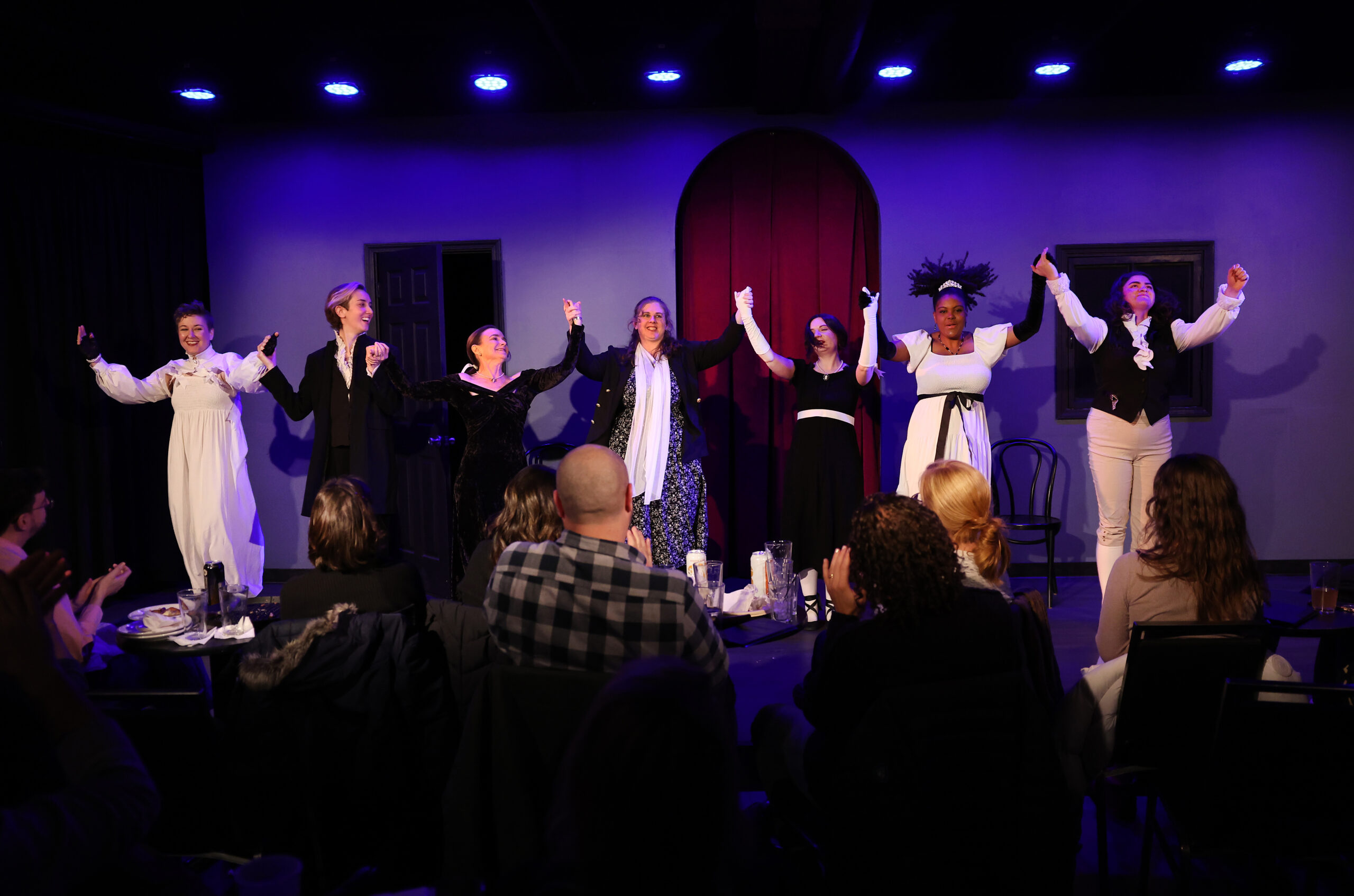 For Chicago’s improv and stand-up comics, stage time is more important than screen time