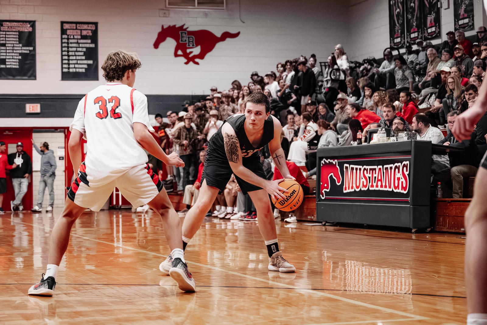 High school boys basketball: Mustangs get first win, hold off Raiders in Pauley’s debut