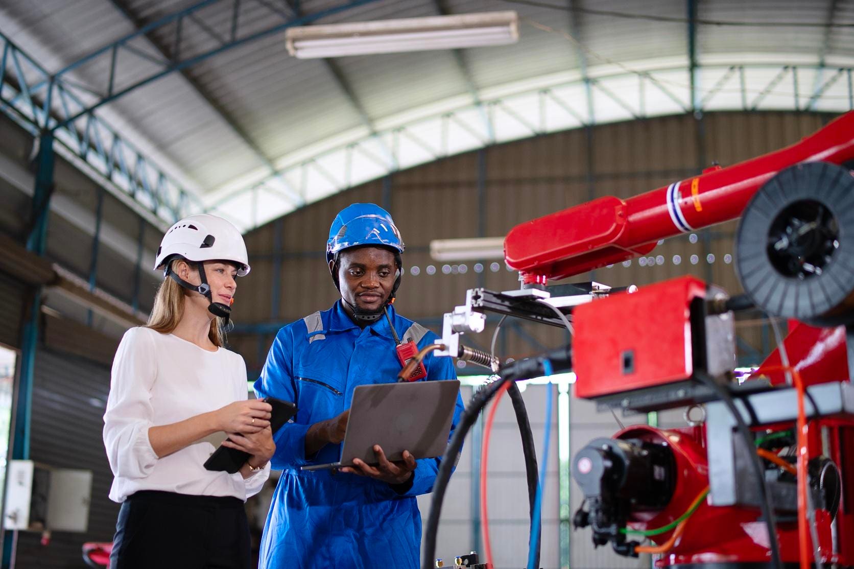 Best Practices For AI In Manufacturing: Expanding Human Potential