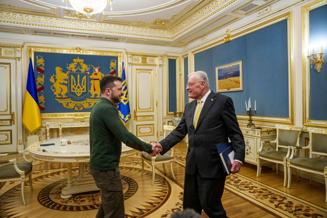 Zelenskyy Says Meeting With US Envoy Restores Hope for Security Deal