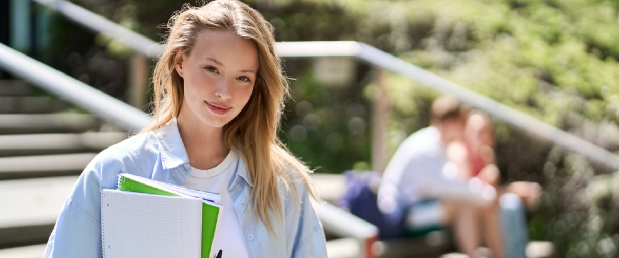  Studying Abroad vs Studying Locally: Is an International Degree Worth It?