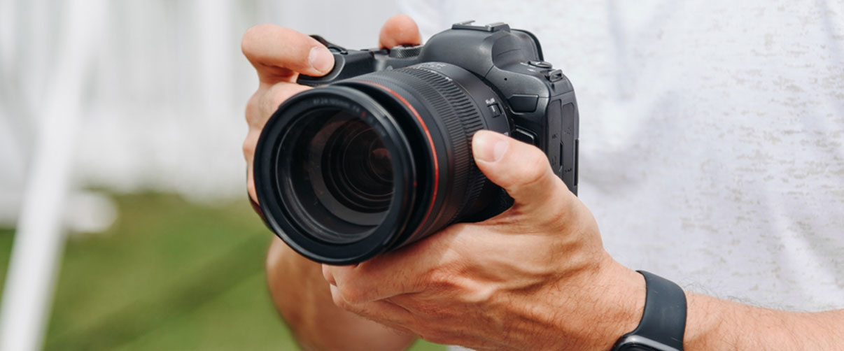 Wireless Connectivity in Cameras: How It Enhances Your Photography Experience
