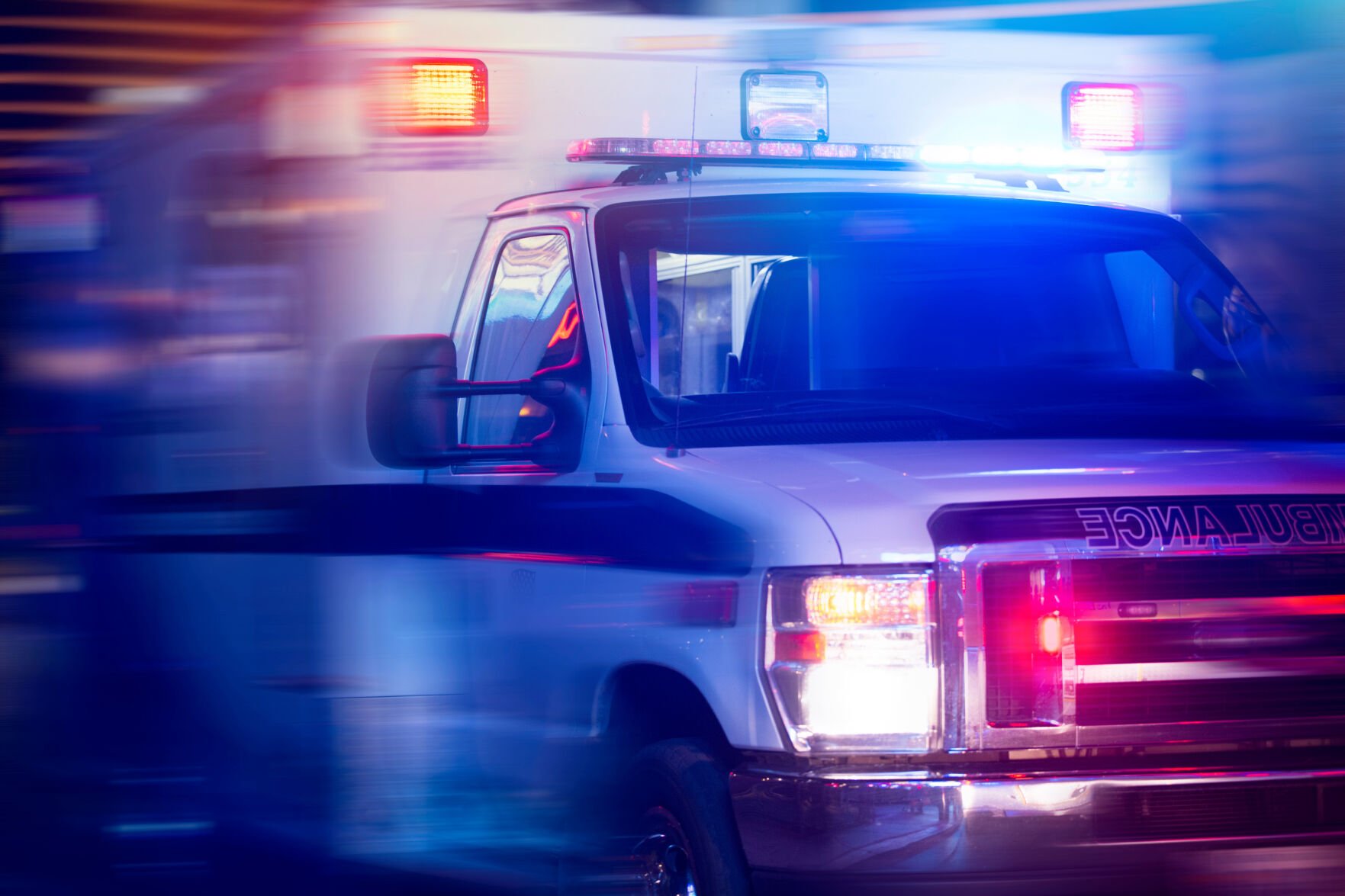 Head-on collision sends 2 to hospital in Harrison County, West Virginia
