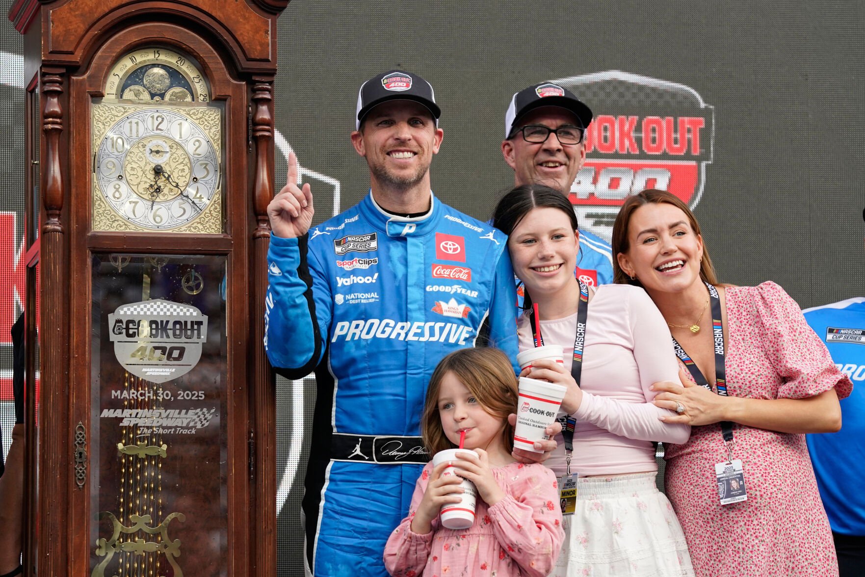 Hamlin still has the fire to win and marked himself a title contender with a second straight victory