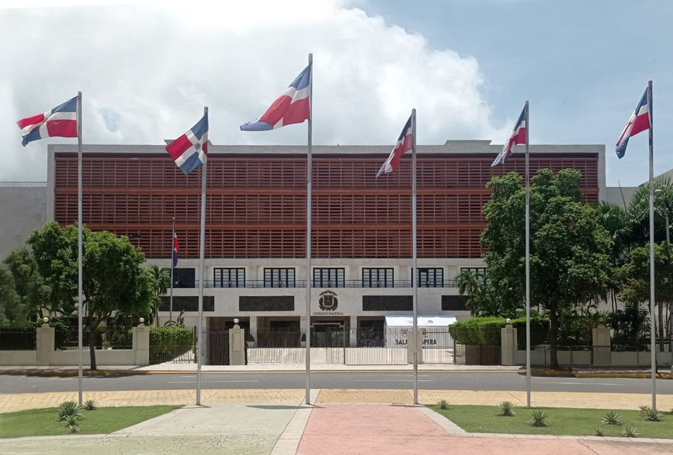 Rights group condemns Dominican Republic new health protocol for discriminating migrants