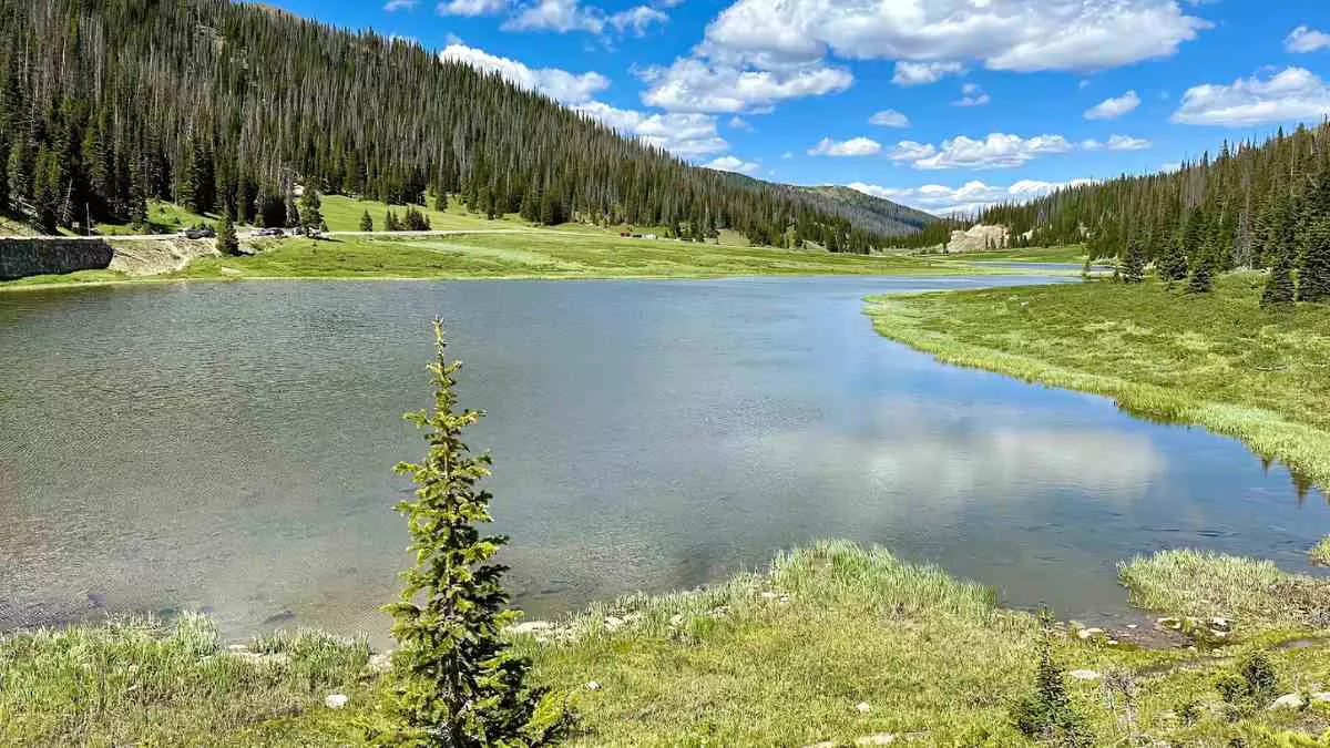 10 Most Popular National Parks in the USA for Travelers and Hikers