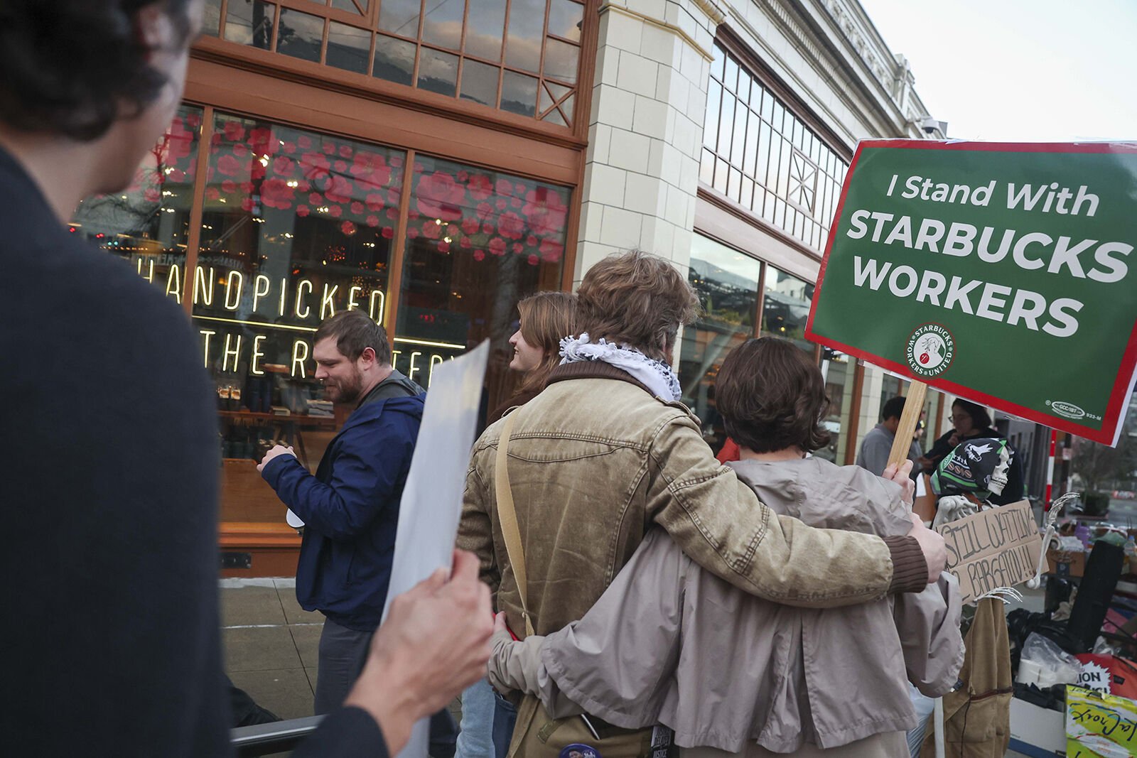 Upstart unions at Seattle’s Amazon, Starbucks, REI enter the Trump era
