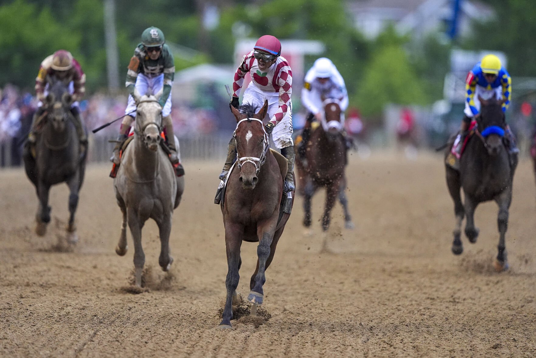Journalism comes from behind to win the Preakness 2 weeks after finishing 2nd in the Kentucky Derby