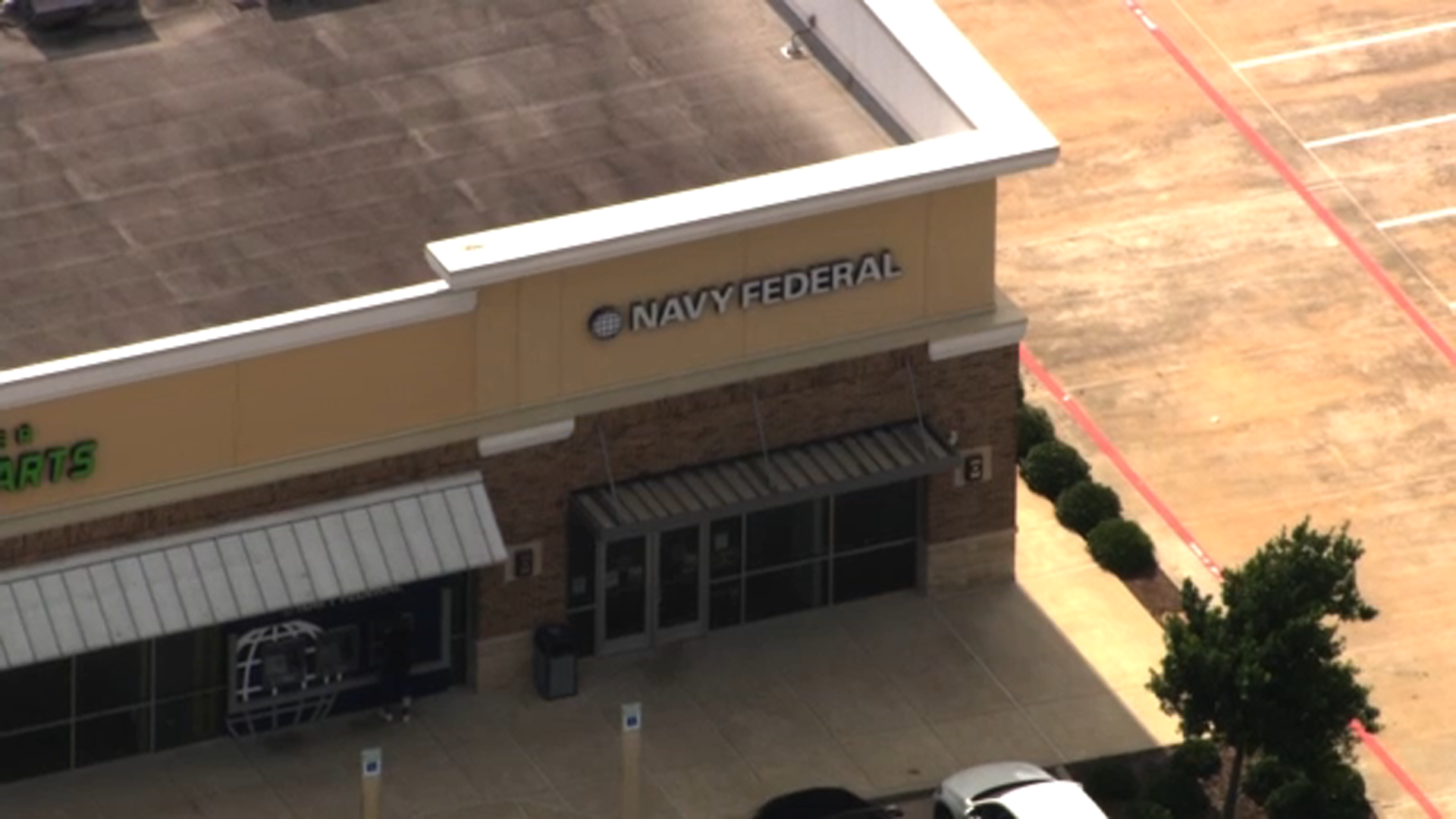 Bank robbery suspect arrested during traffic in Pearland, police say