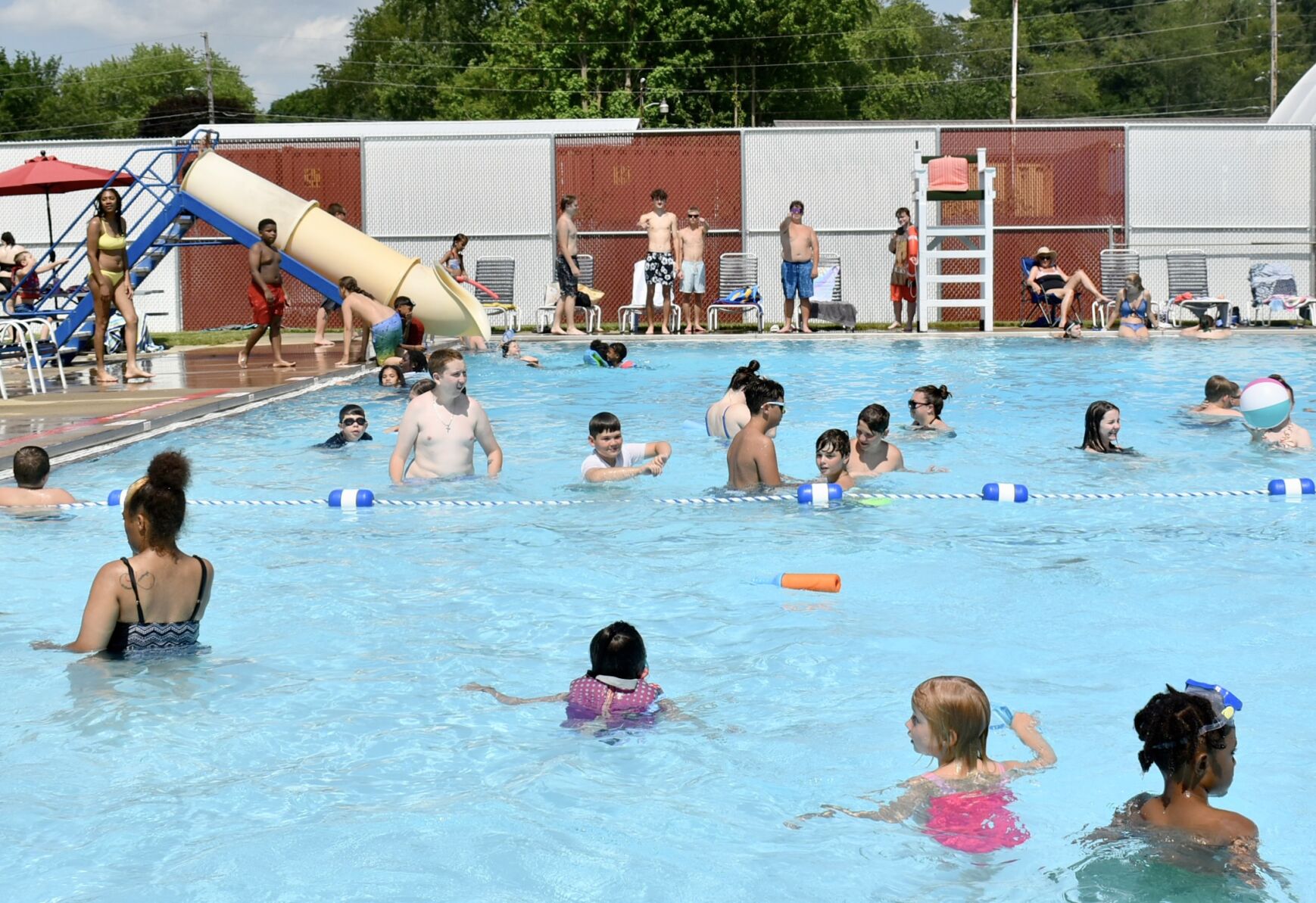 Businesses report anything cool is a hot seller during heat wave