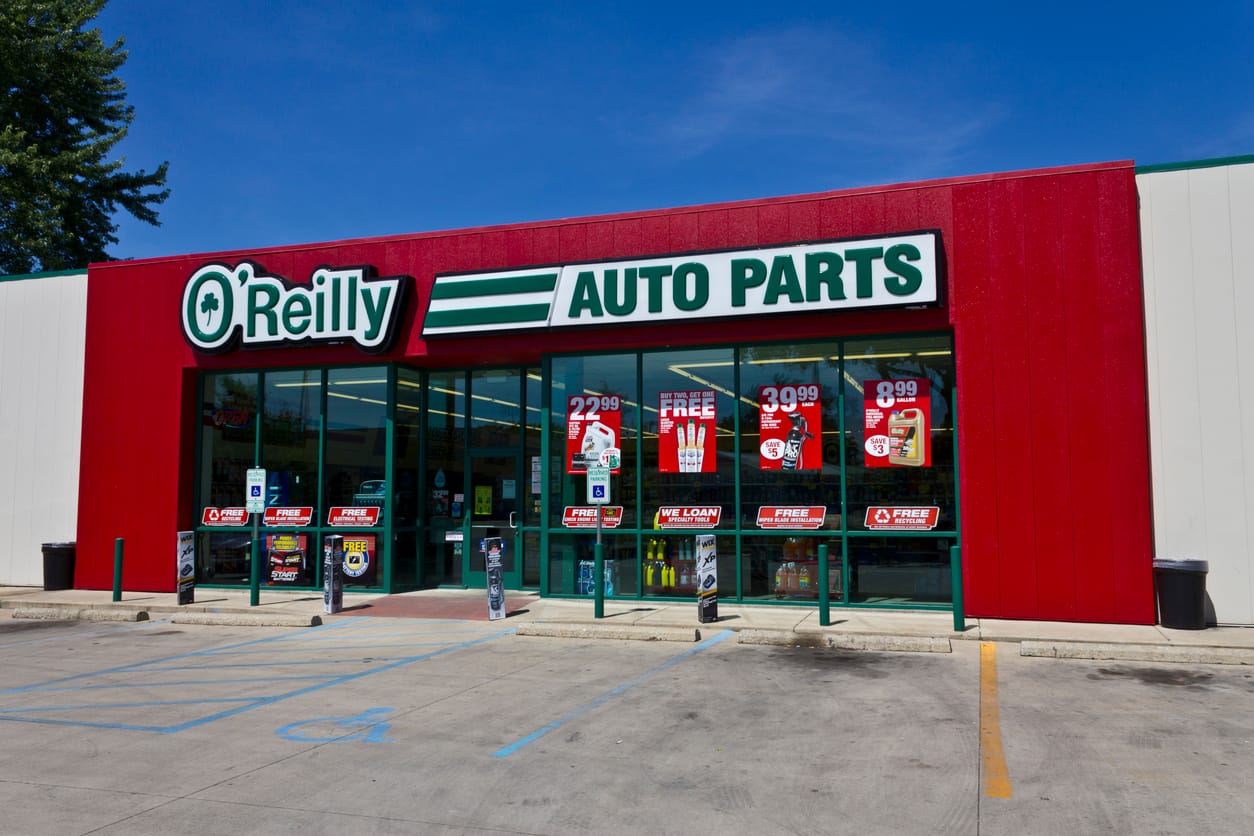 How Is O’Reilly Automotive’s Stock Performance Compared to Other Consumer Discretionary Stocks?