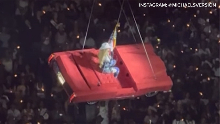 Fans attending night 2 of Beyoncé’s Cowboy Carter Tour in Houston react to ‘technical mishap’ during night 1