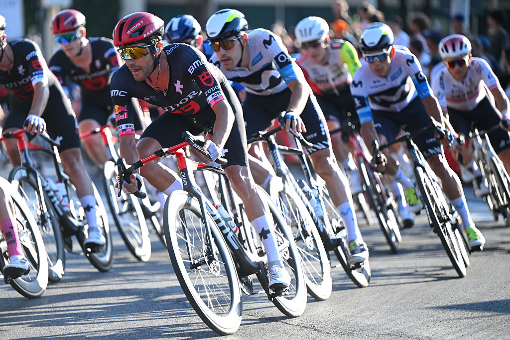 ‘I sat down on a chair yesterday… and then I woke up an hour later’ – Larry Warbasse’s recovery and recollections from the Giro d’Italia