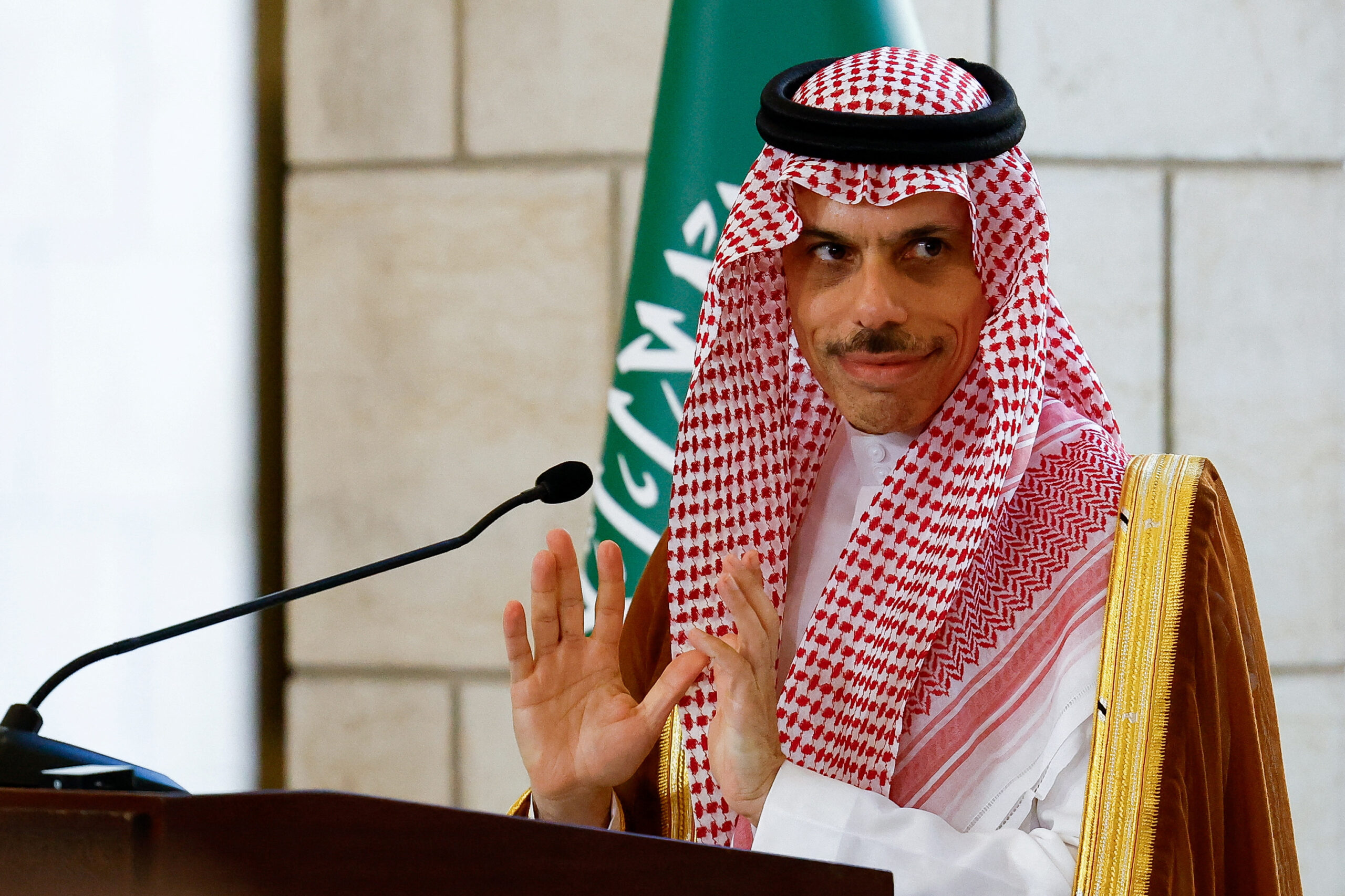 Saudi Arabia says it will jointly fund Syria state salaries with Qatar
