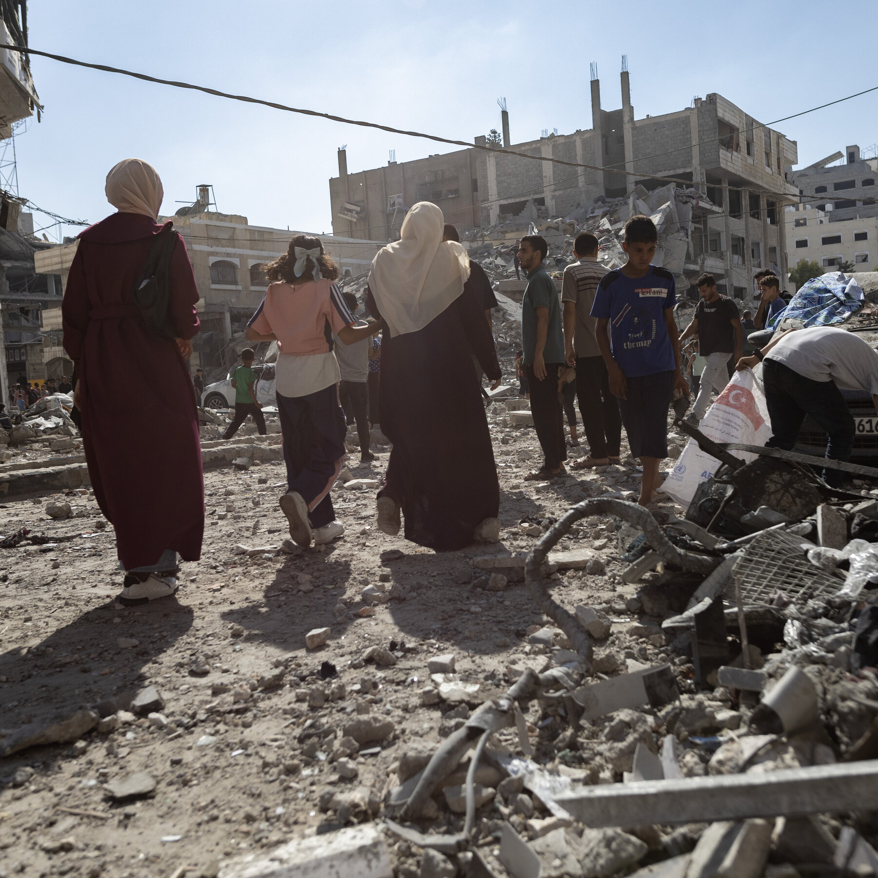 Israeli Officials Express Optimism on Gaza Cease-Fire as Netanyahu Prepares to Meet With Trump