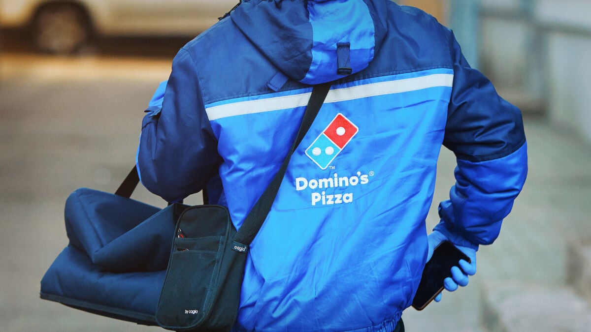 Global pizza chain closes 100s of stores, adds wild new menu item