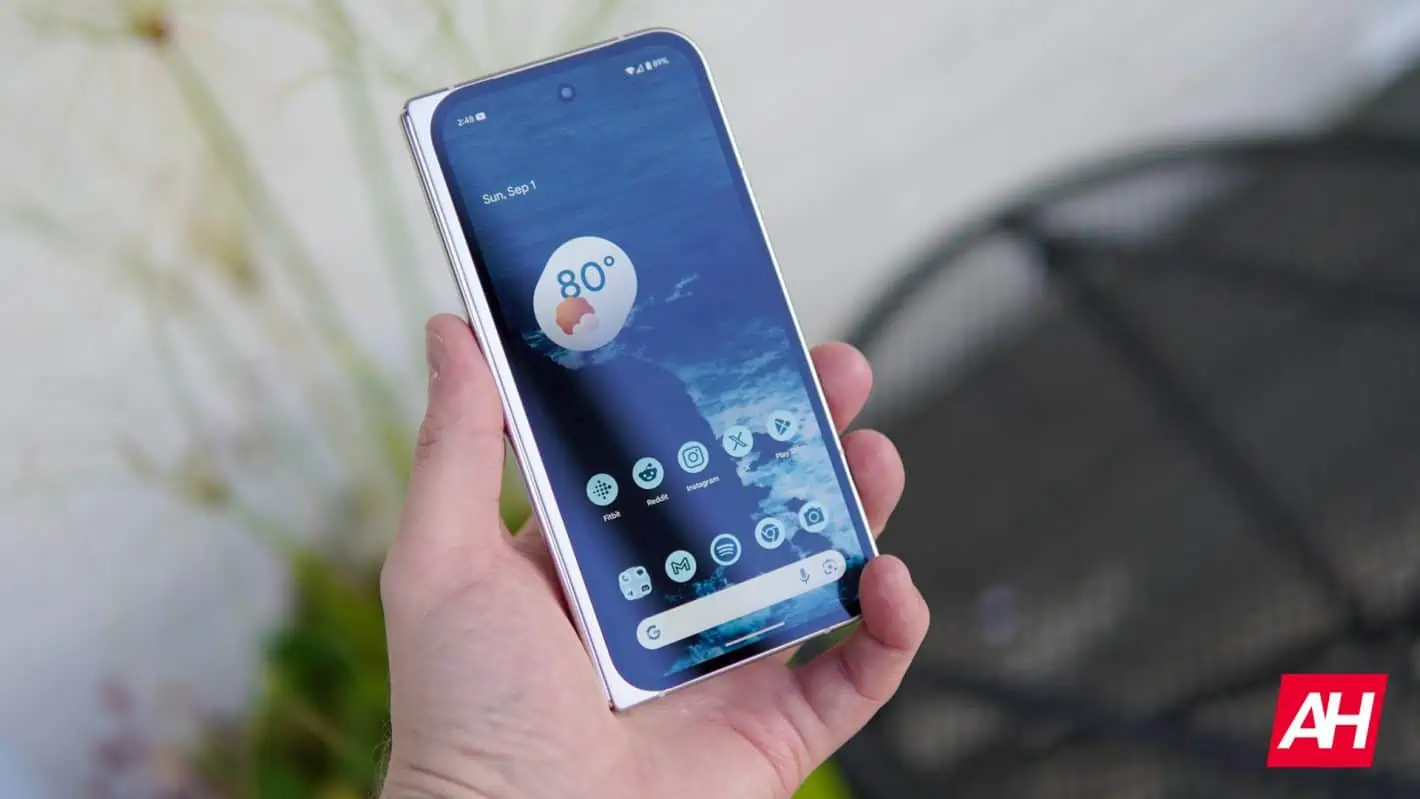 Pixel Launcher May Let You Remove Google’s AI Mode Shortcut Soon