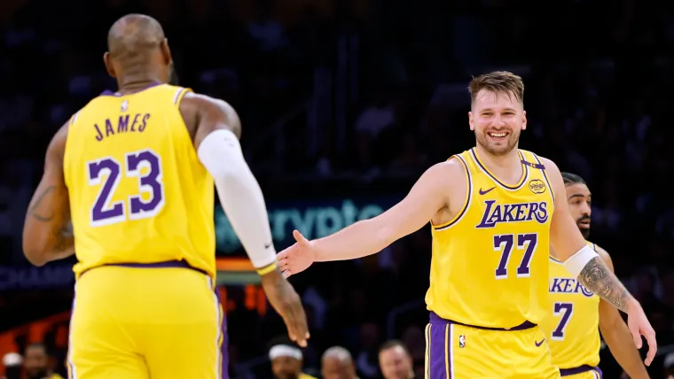 Lakers officially sign 6-foot-7 sharpshooter after losing disgruntled forward in free agency | Sporting News