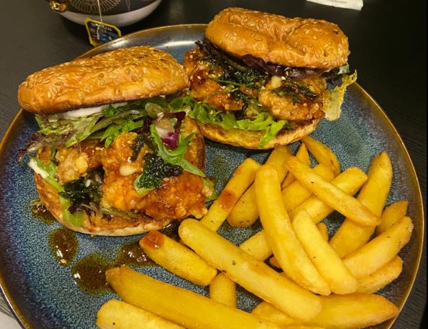 Korean Fried Chicken takeaway opens in Glasgow’s Southside