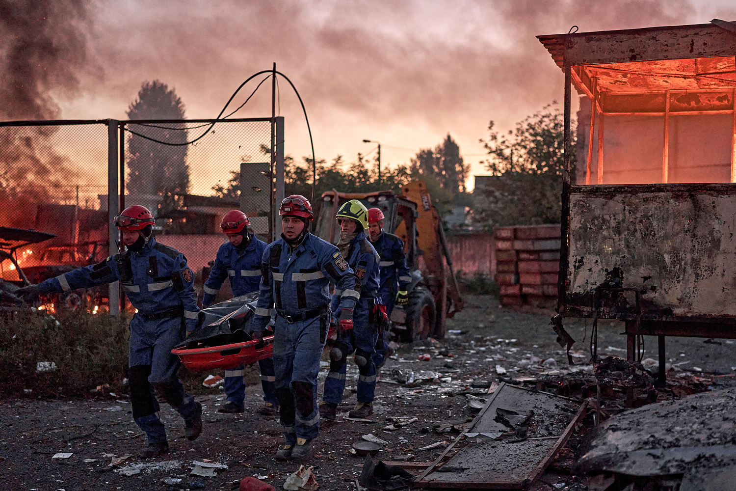 Massive Russian attack on Ukraine’s capital kills at least 14 as Trump’s peace push stalls