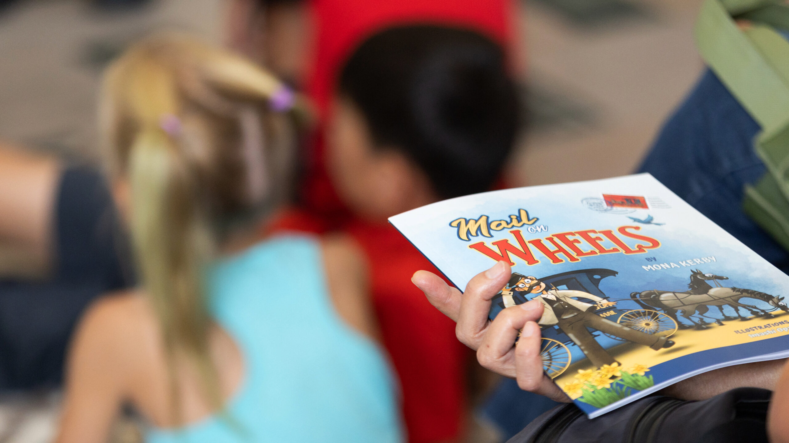 “Mail on Wheels” book signing | PHOTOS
