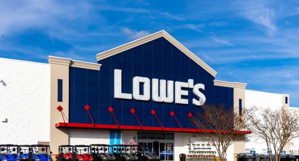 Lowe’s Raises Outlook, Expands Pro Reach With $8.8 Billion Acquisition