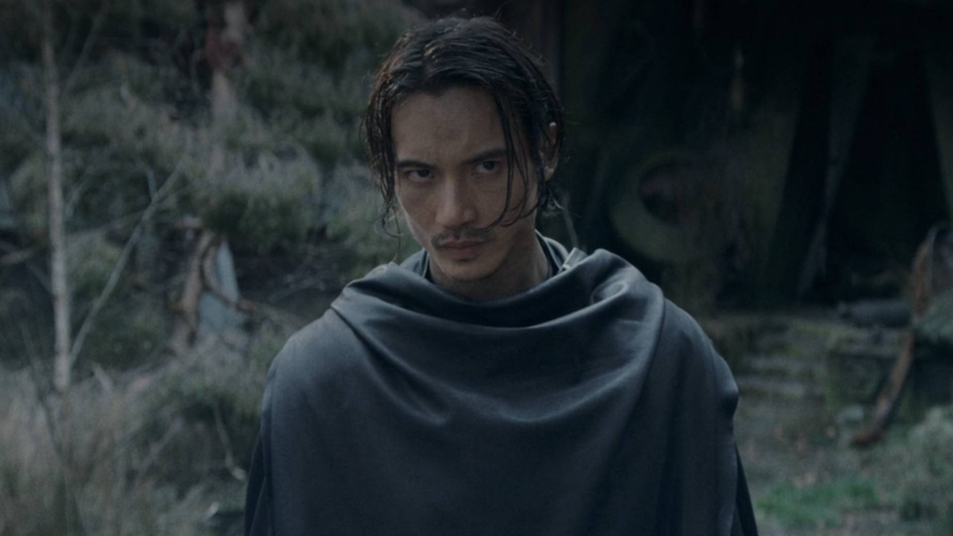 1 year after it was canceled, Star Wars fans are reassessing The Acolyte, and everyone can agree that Manny Jacinto’s Qimir was the highlight: “One of the coolest Sith in the franchise”