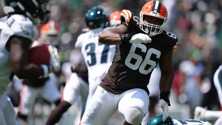 Browns have a 2-way rookie even after trading away the Travis Hunter draft pick
