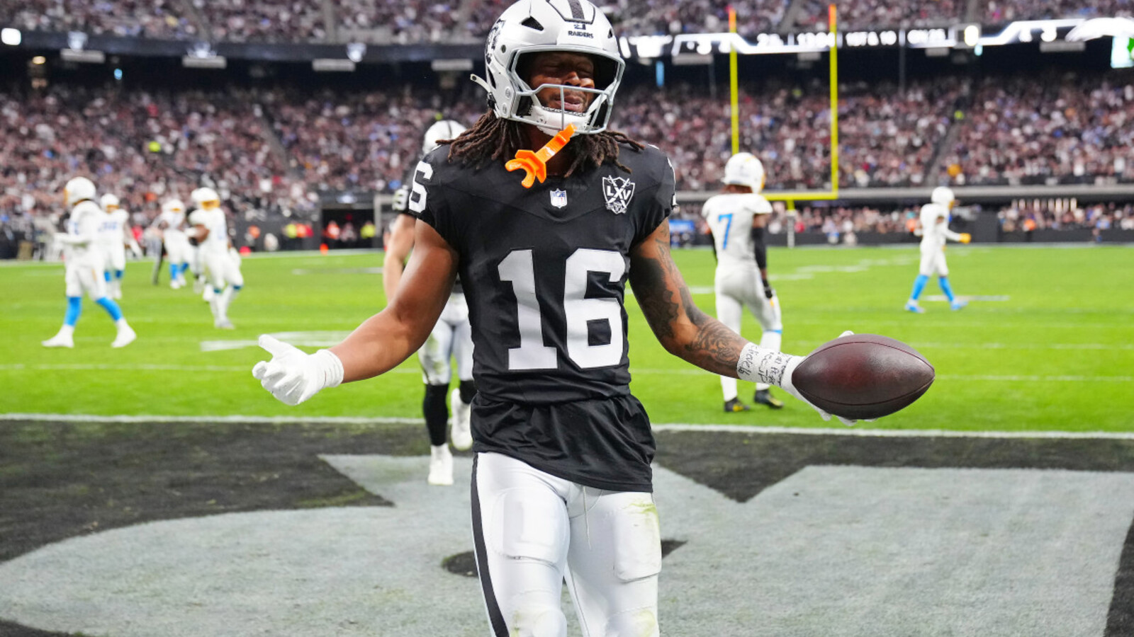 Las Vegas Raiders may want to try and put one rivalry to the side when it comes to trading Jakobi Meyers