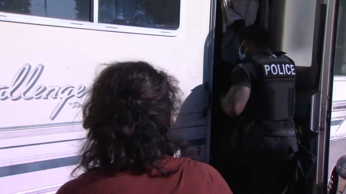 Man’s body found in RV as crews clear San Jose encampment