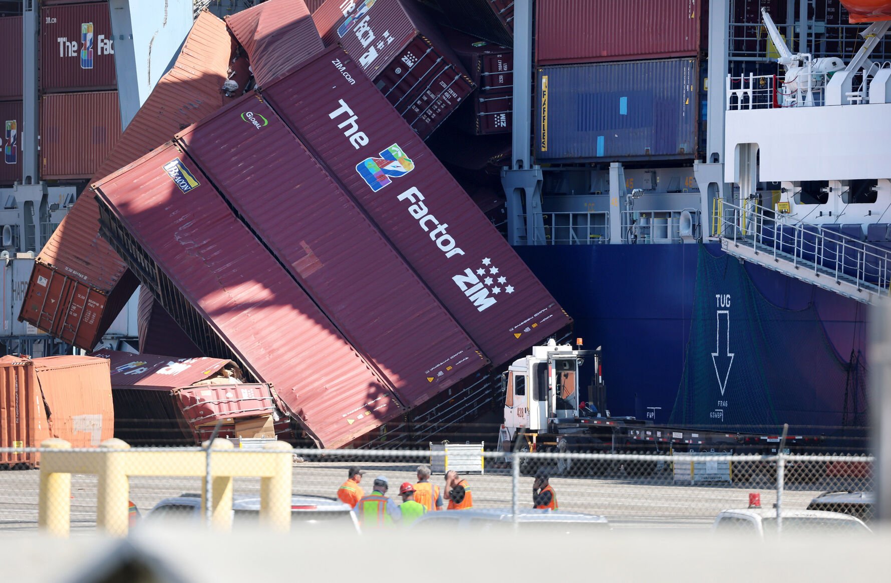 An oil spill, a sprained ankle and a damaged boat: What we know about the Long Beach cargo ship mishap