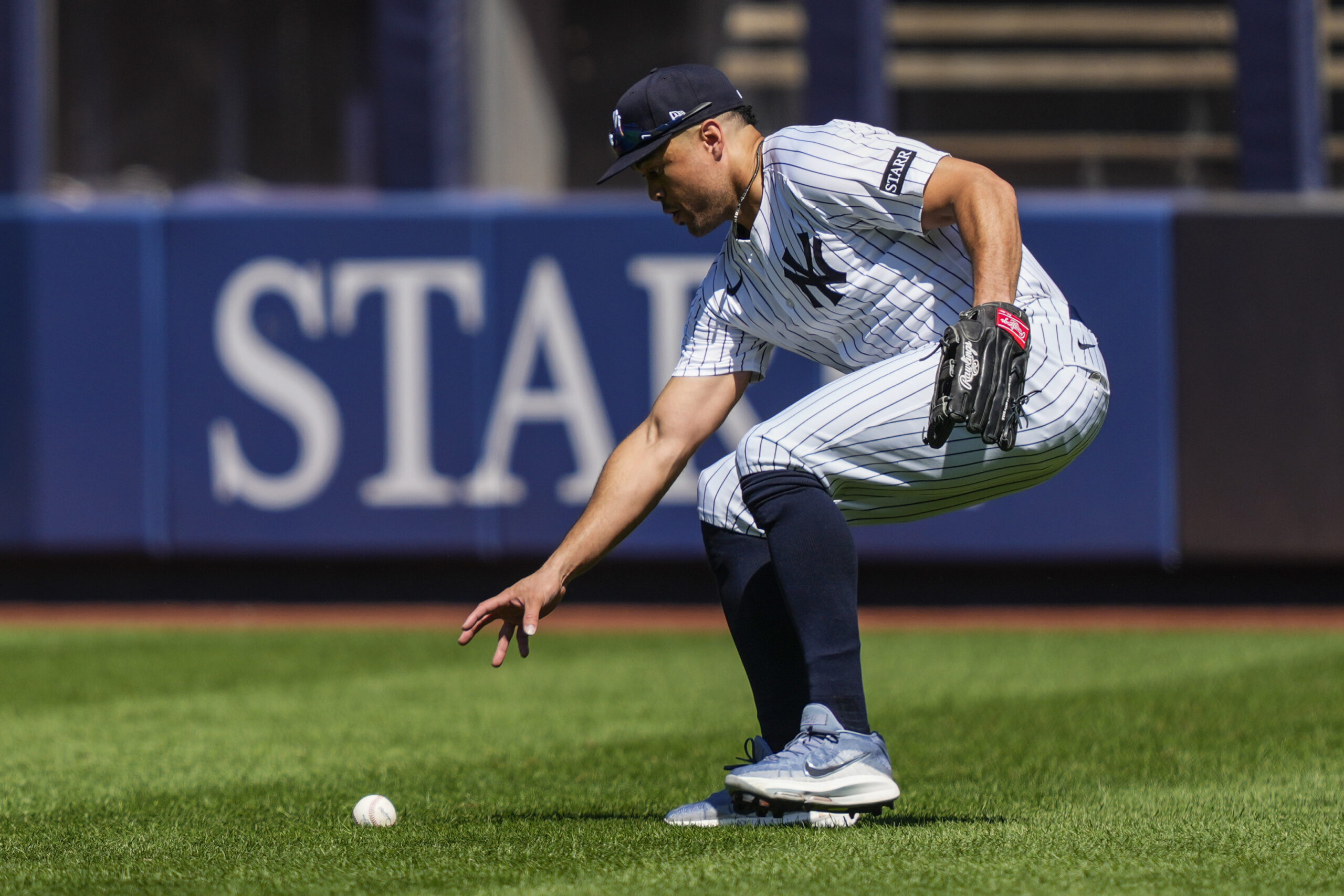 Yankees change tune on Giancarlo Stanton playing left field in Houston