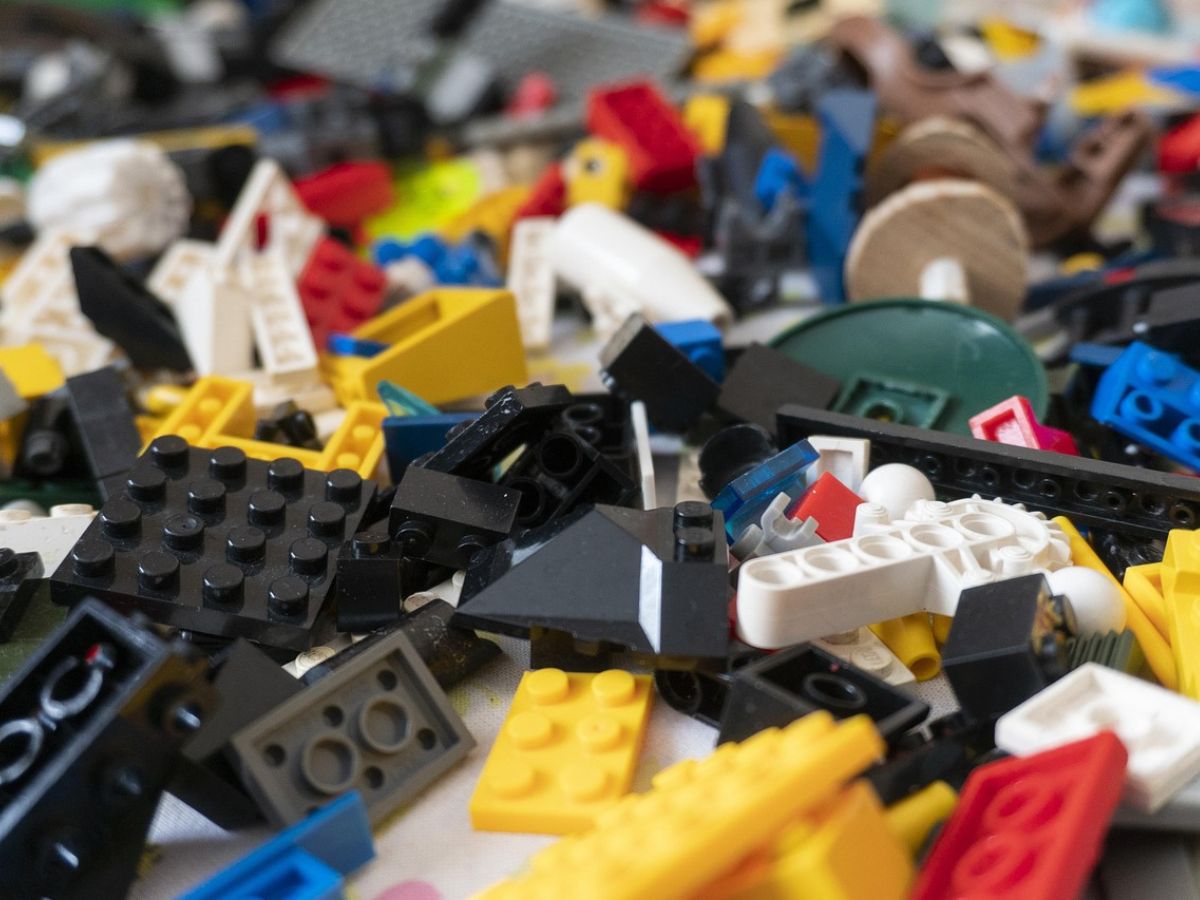 LEGO teases a set inspired by the Star Trek license with a short video