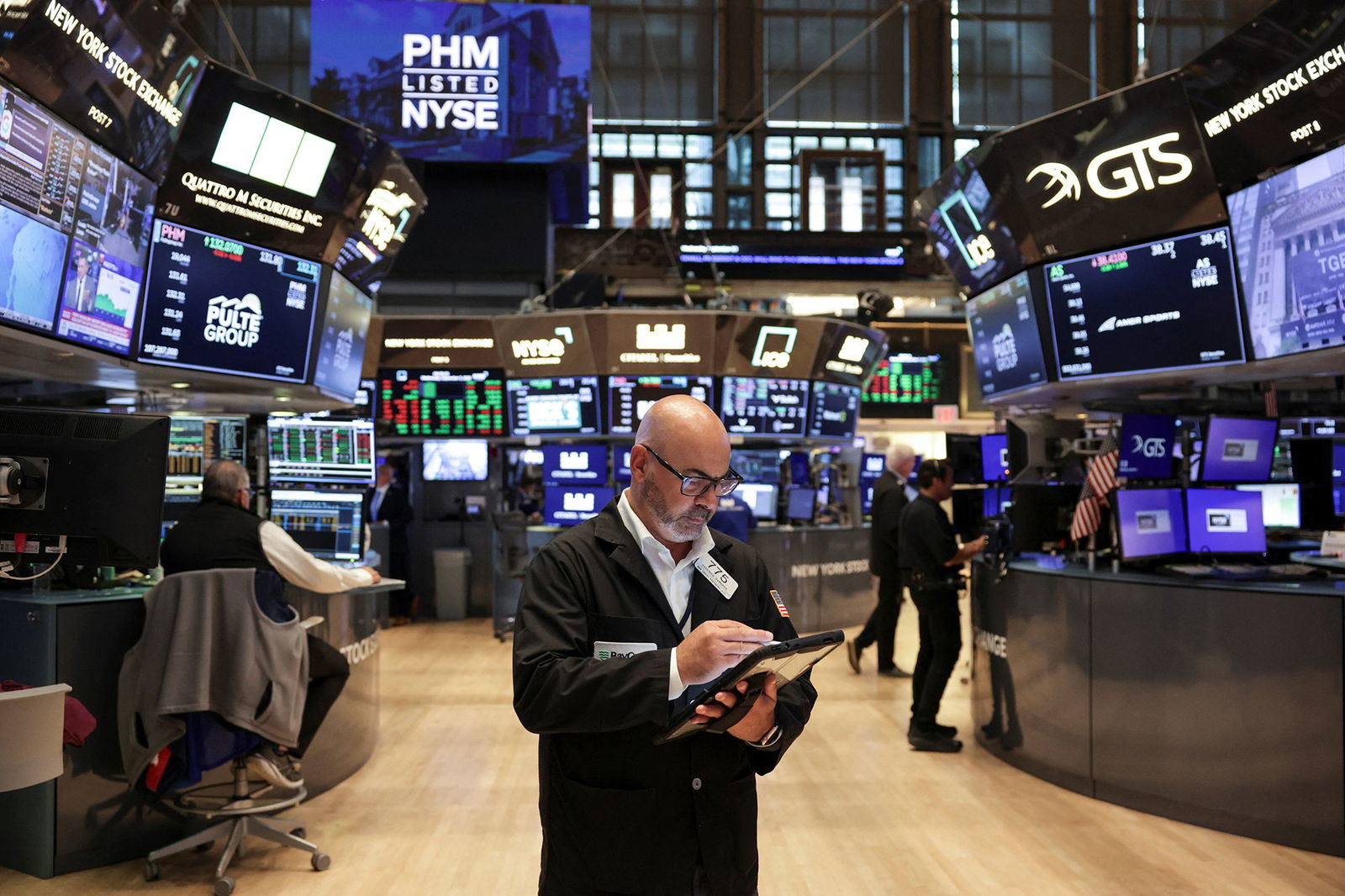 Dow crosses 46,000: Stocks hit record highs as Wall Street embraces Fed rate cut hopes