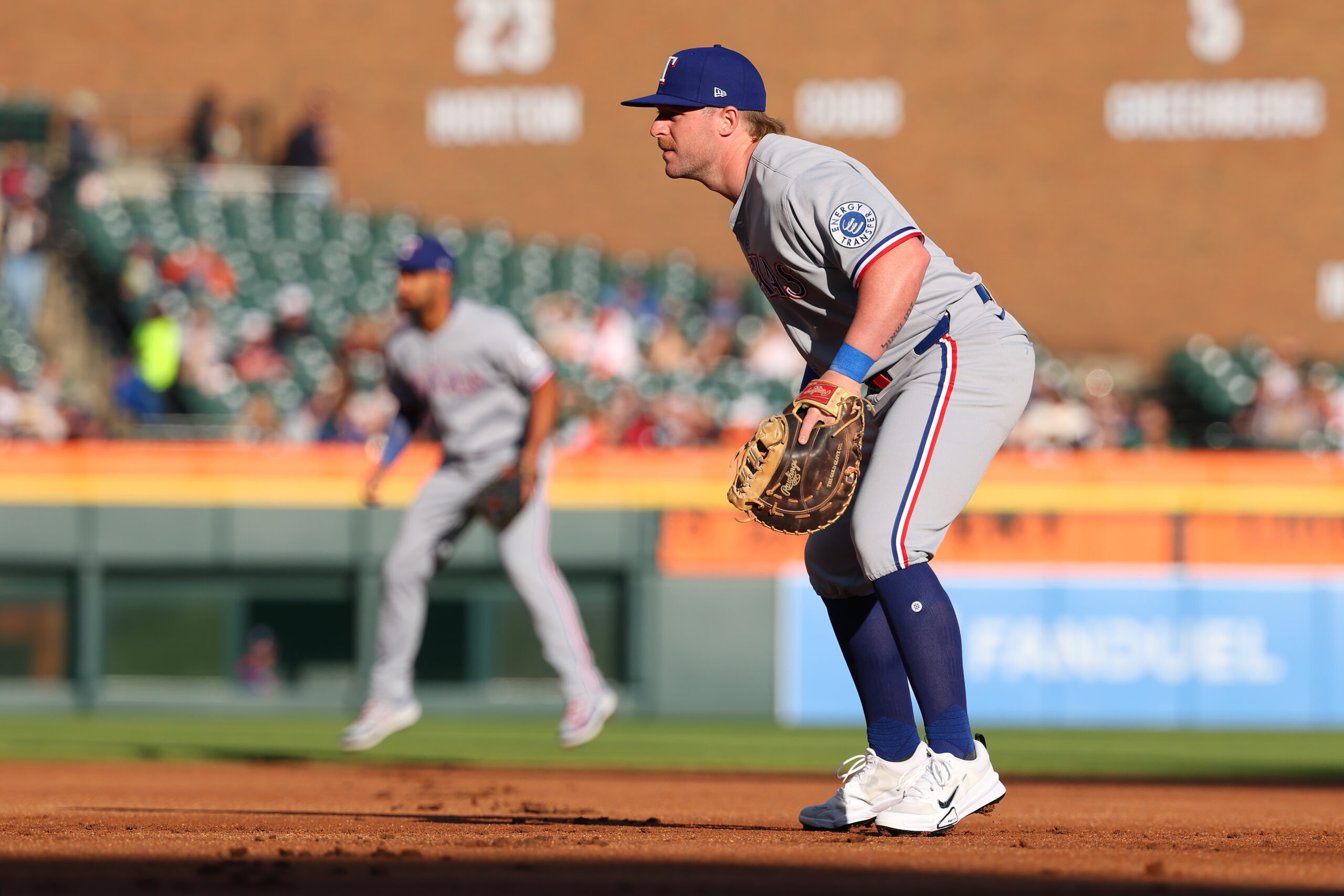 Rockies to recall Blaine Crim