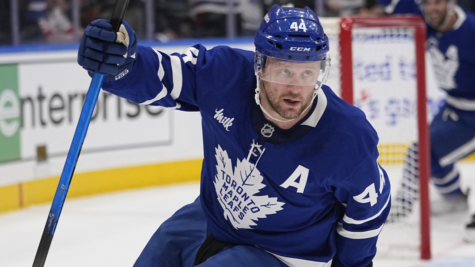 Veteran Maple Leafs defenseman linked to trade, but major obstacles exist